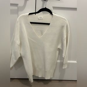 Aritzia White V neck Sweater